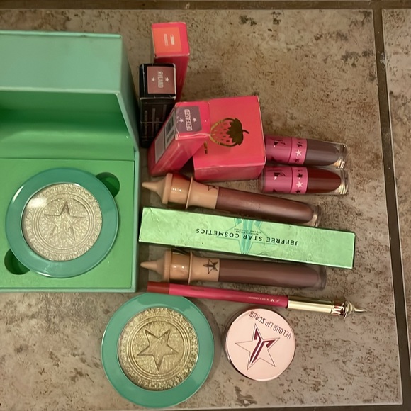 Jeffree Star Bundle willing to separate - Picture 3 of 3